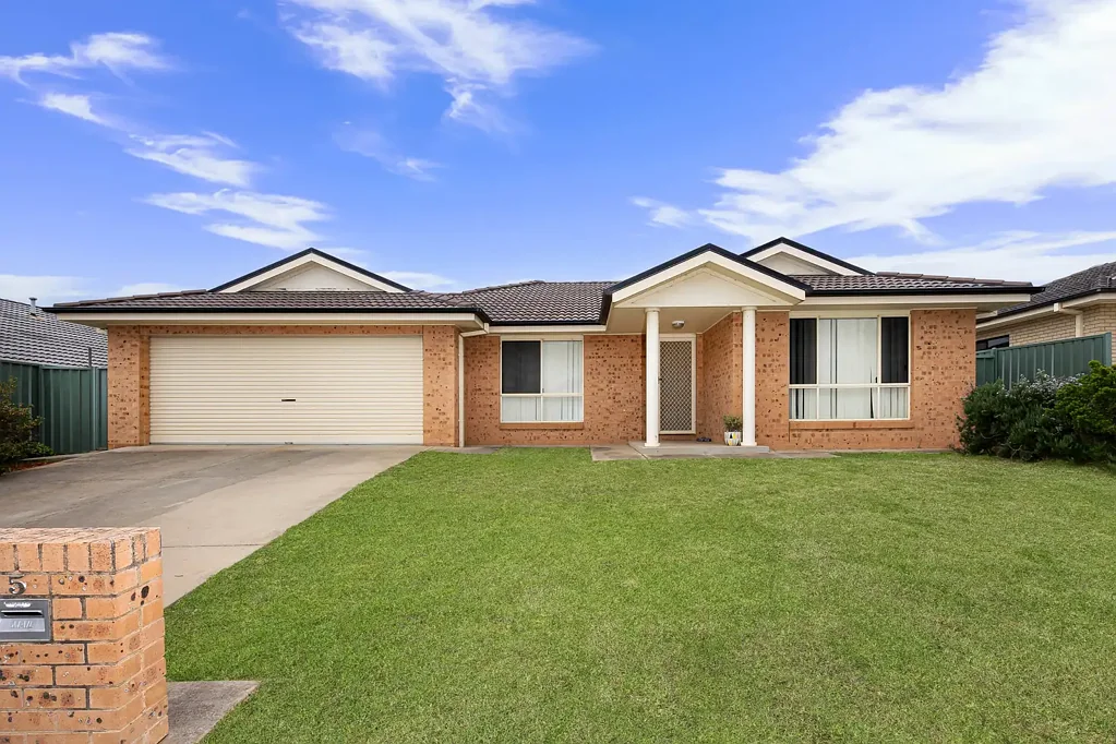 Address Withheld, Forest Hill, NSW 2651