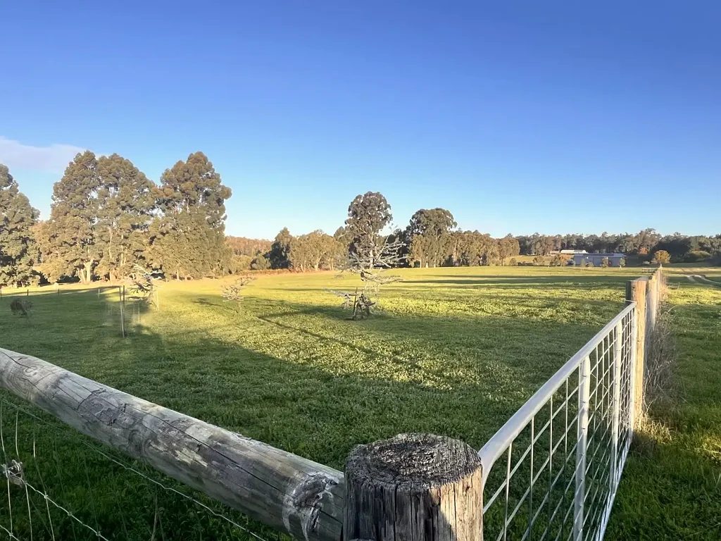2160 Pinjarra-Williams rd, Dwellingup, WA 6213