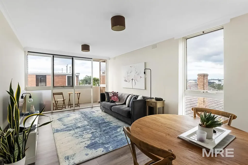 Bright, airy living in a coveted South Yarra location