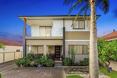 Greenacre 5 Slaapkamer Beautifully designed five-bedroom home with private outdoor entertaining
