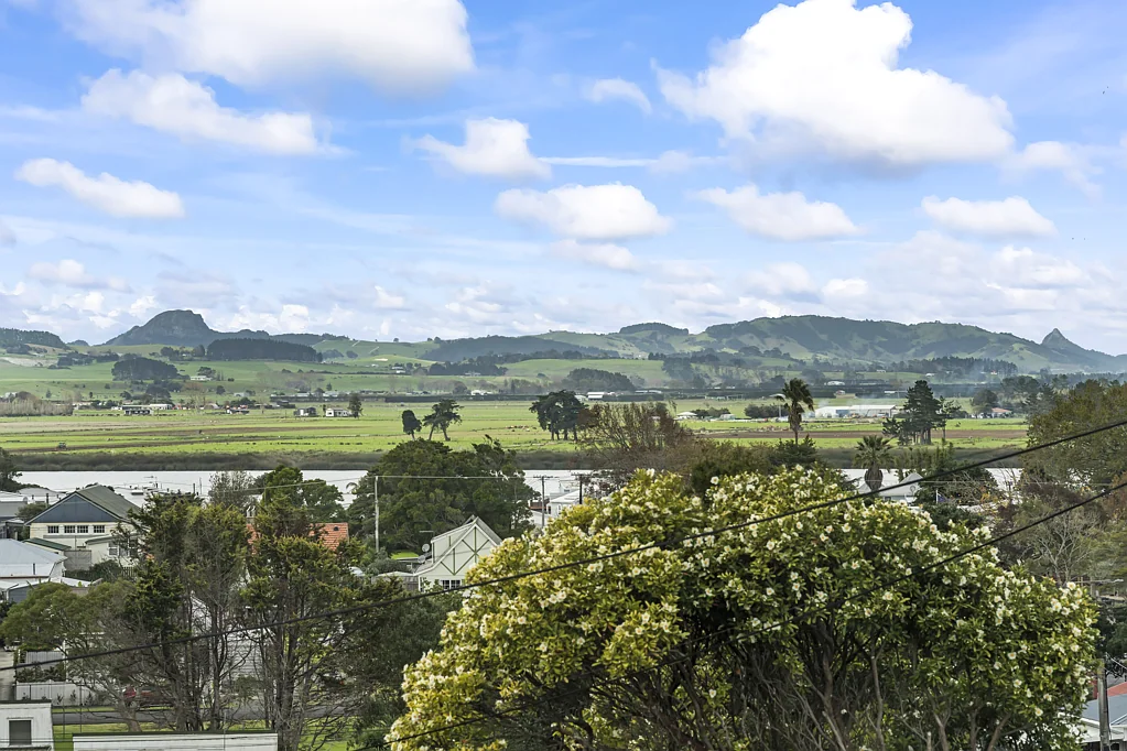 Dargaville 4कमरा GREAT LOCATION WITH VIEWS