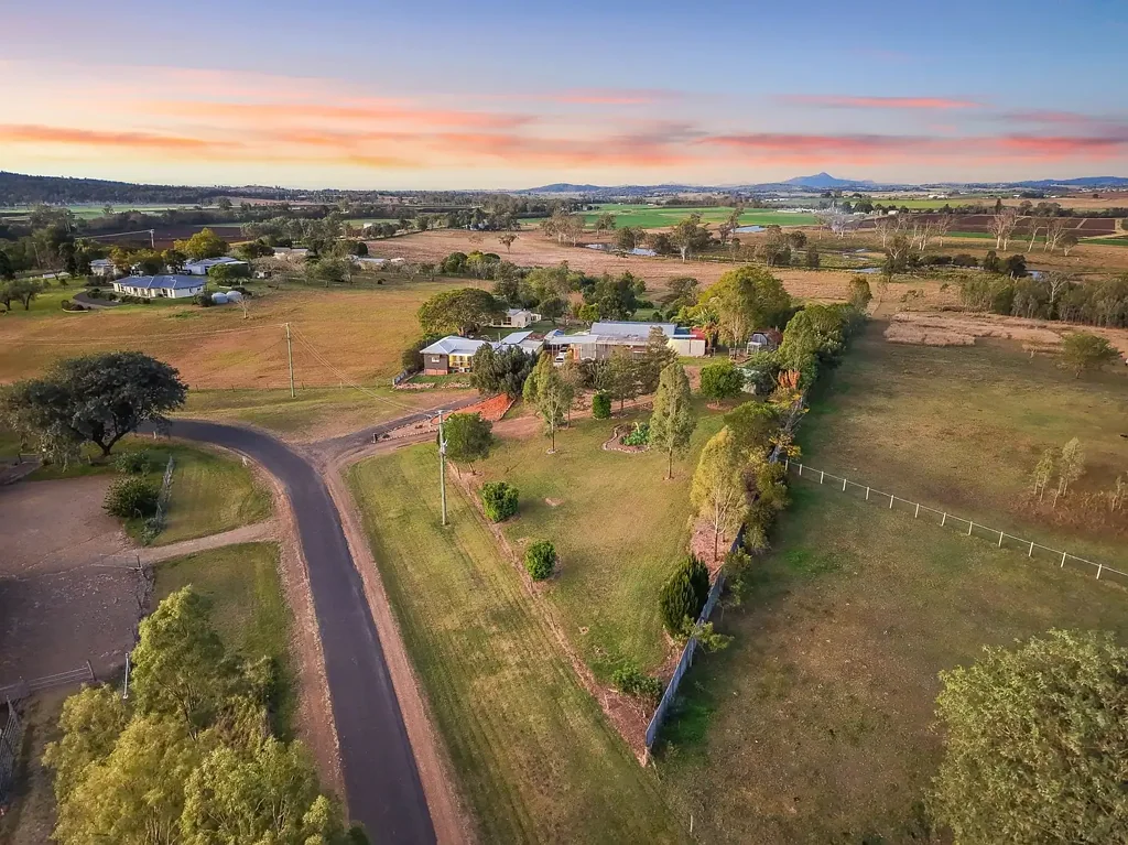Fassifern 3Kwarto Country Charm, Mountain Views and Endless Possibilities