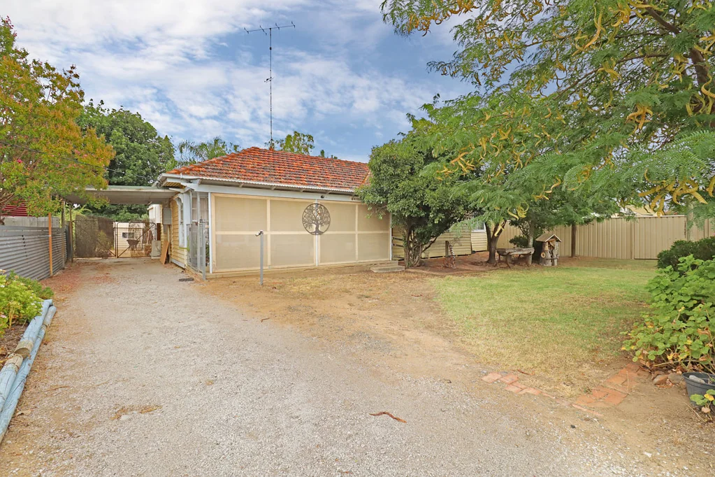 492 Maher Street, Deniliquin, NSW 2710