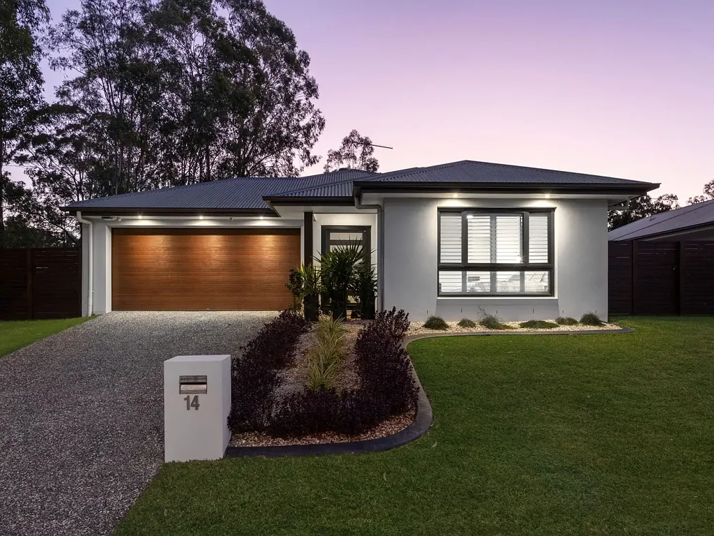 14 Cadoc Street, Augustine Heights, QLD 4300