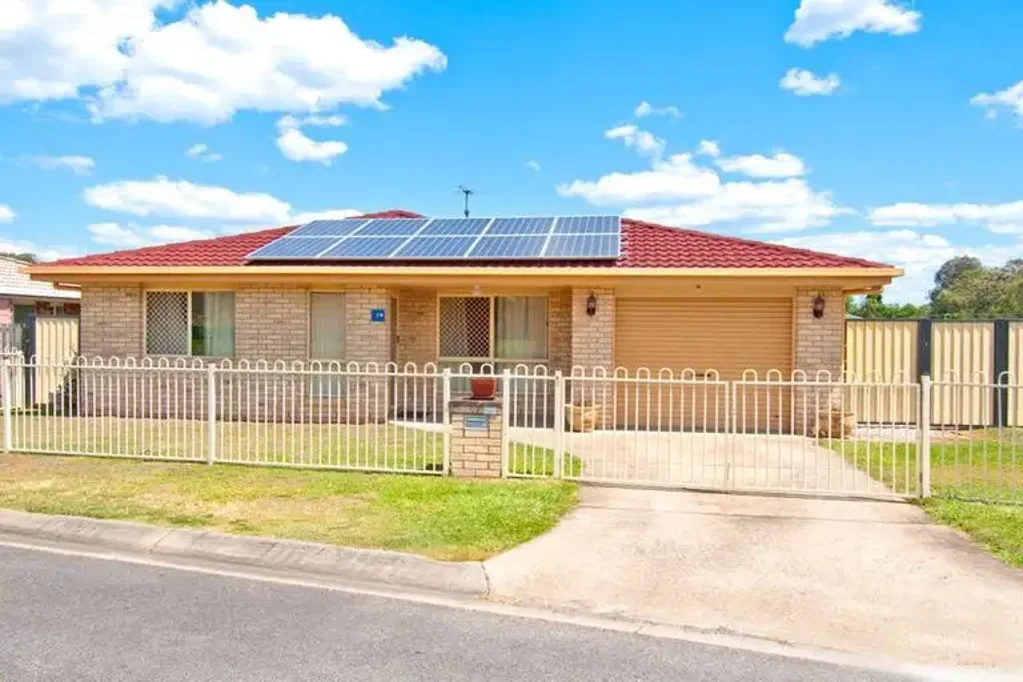 Boronia Heights 4Kwarto Buyers hungry for serious value will love this home!!