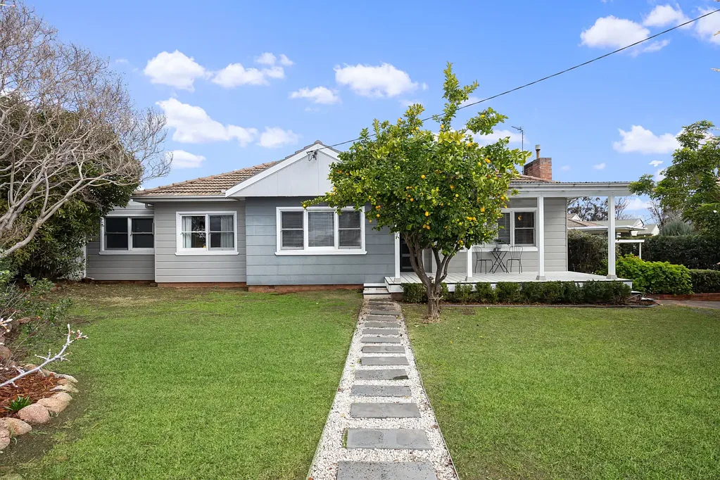 Turvey Park 3Kwarto Position, Potential & Plenty of Charm