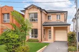 82 DOYLE RD, Revesby