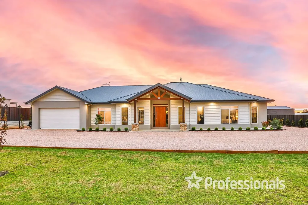 18 Ashen Court, Gol Gol, NSW 2738