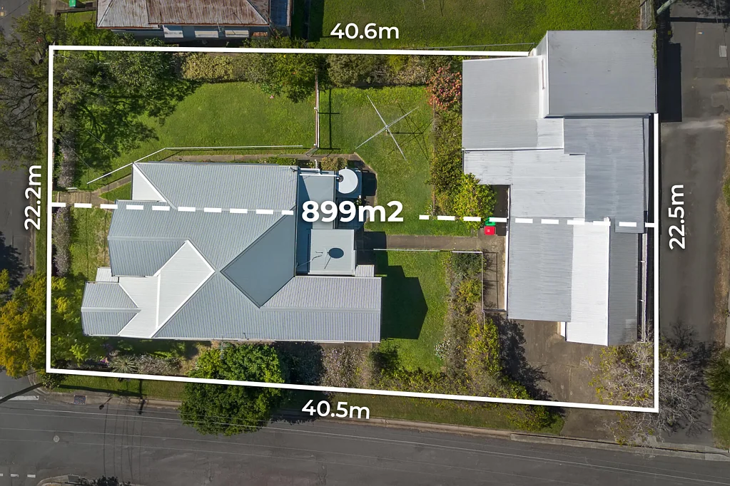 Auchenflower 3房 稀有地段，三面临街，潜力无限 Rare Position, Triple Frontage and Endless Potential