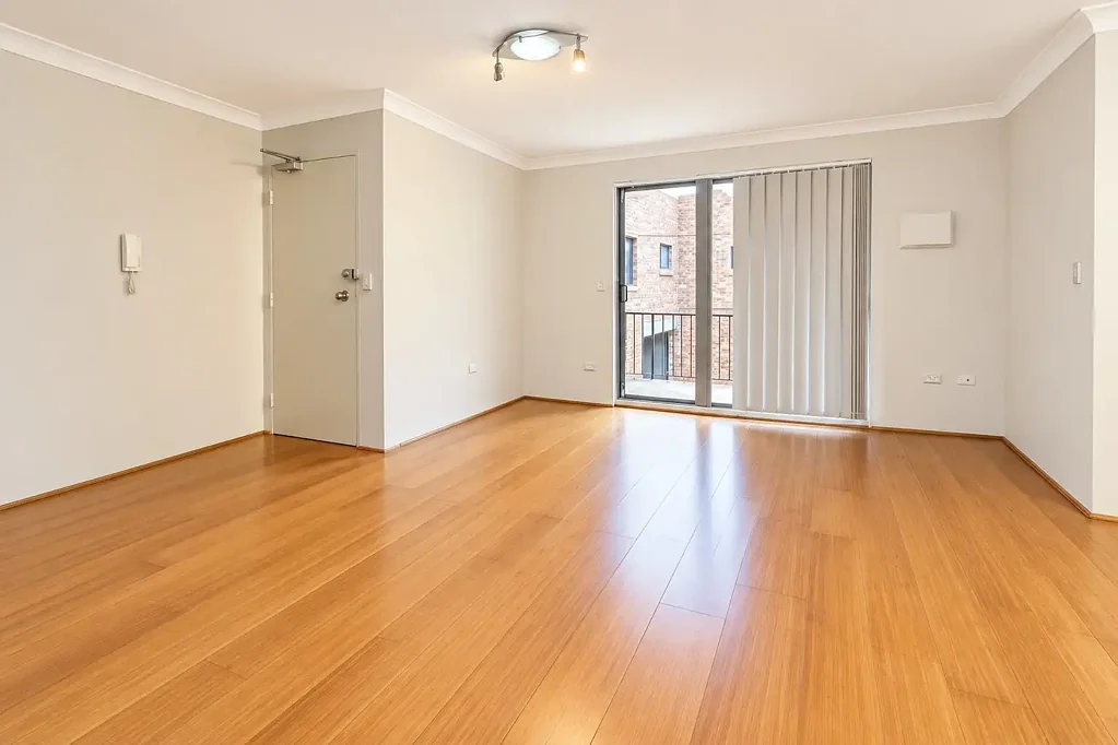 Spacious 2-Bedroom Unit in a Convenient Bankstown Location