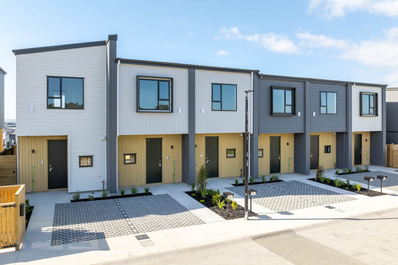 17 Tieke Lane, Massey, Auckland - Waitakere, 3部屋, 1バスルーム, Townhouse