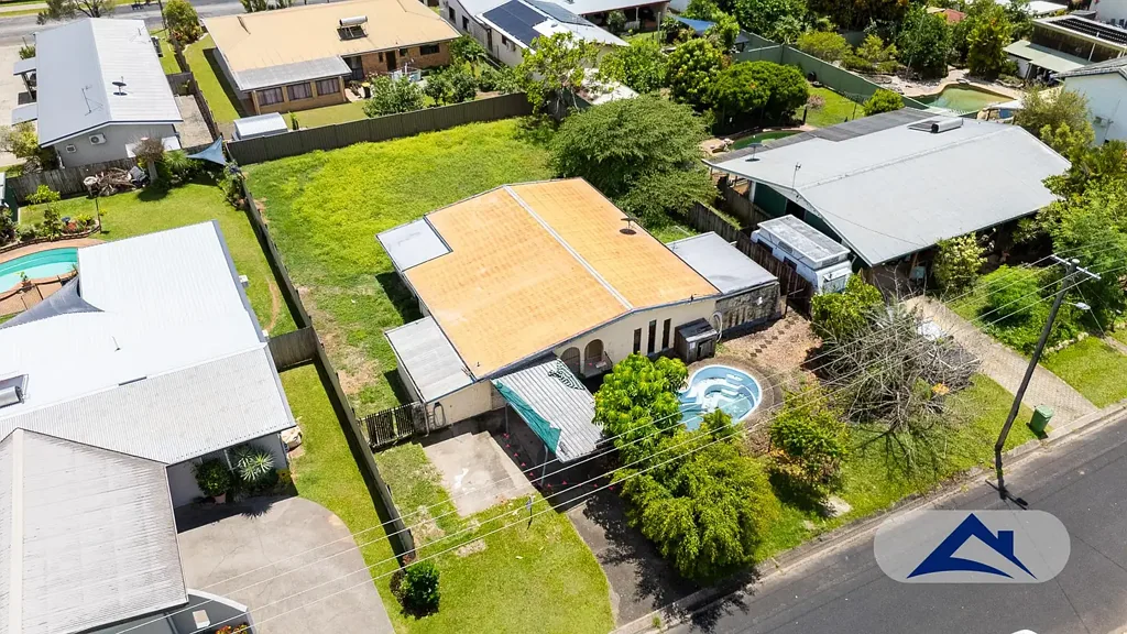 12 Leanne Close, Woree, QLD 4868