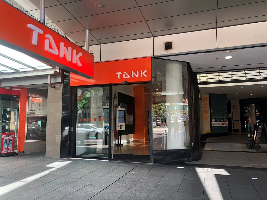 Auckland Central Ready to go Queen Street F&B premises