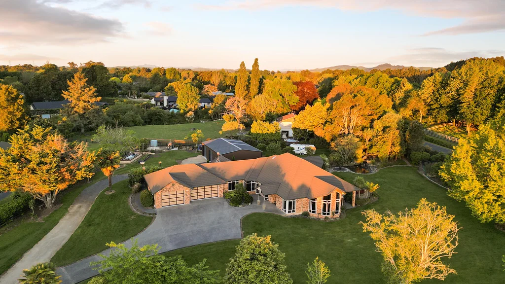 Tamahere  Vendor Says Sell - All Offers Welcome!