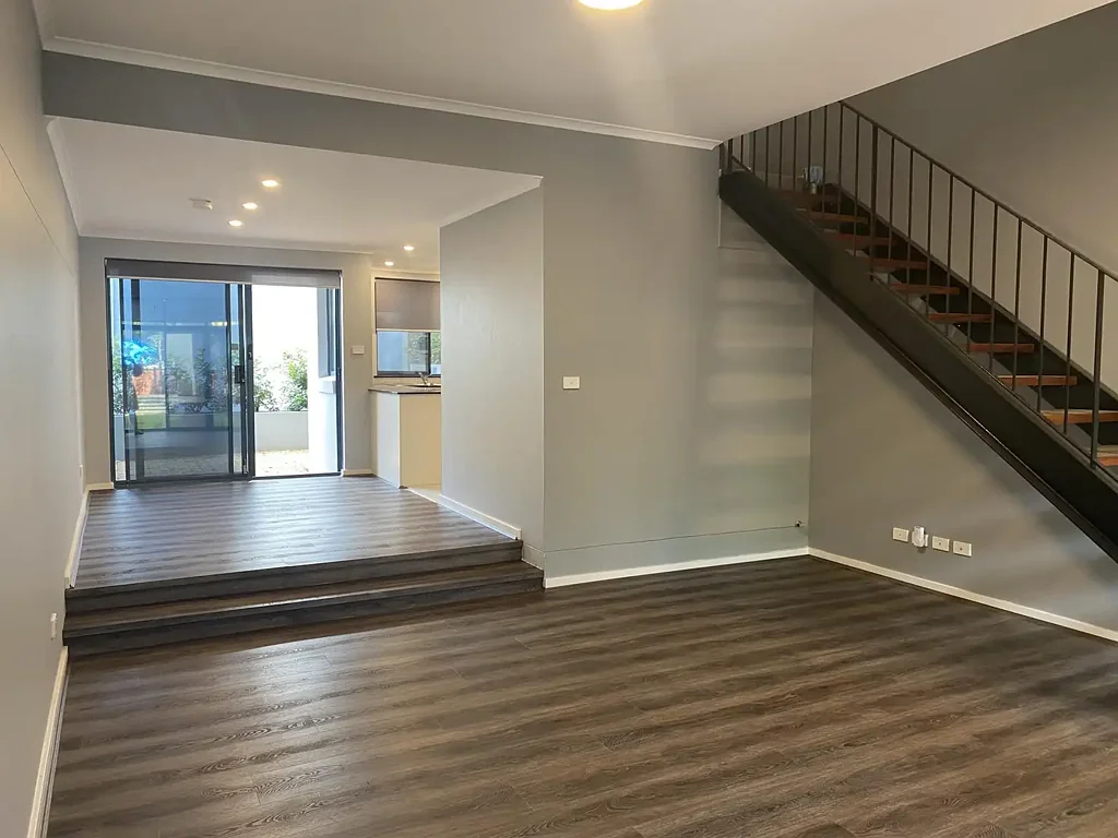 IMPRESSIVE THREE BEDROOM TOWNHOUSE