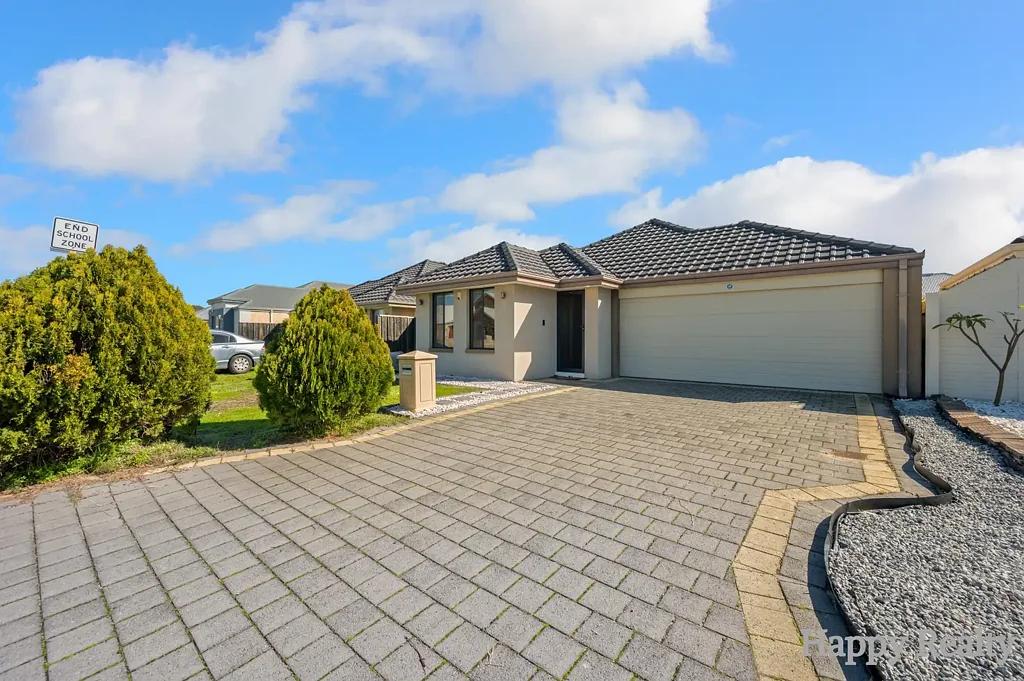 Canning Vale 4ਬੈੱਡਰੂਮ Stylish & Functional 4-Bedroom Home with Solar, Renovations & Prime Location