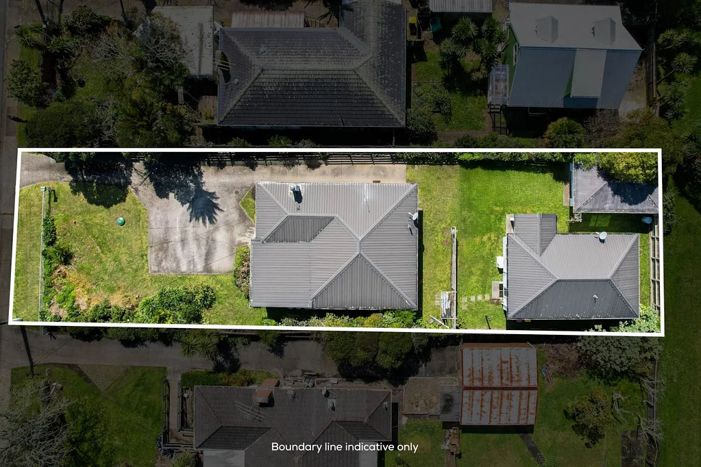 Sunnyvale 5침실 Home & Income + Landbank!