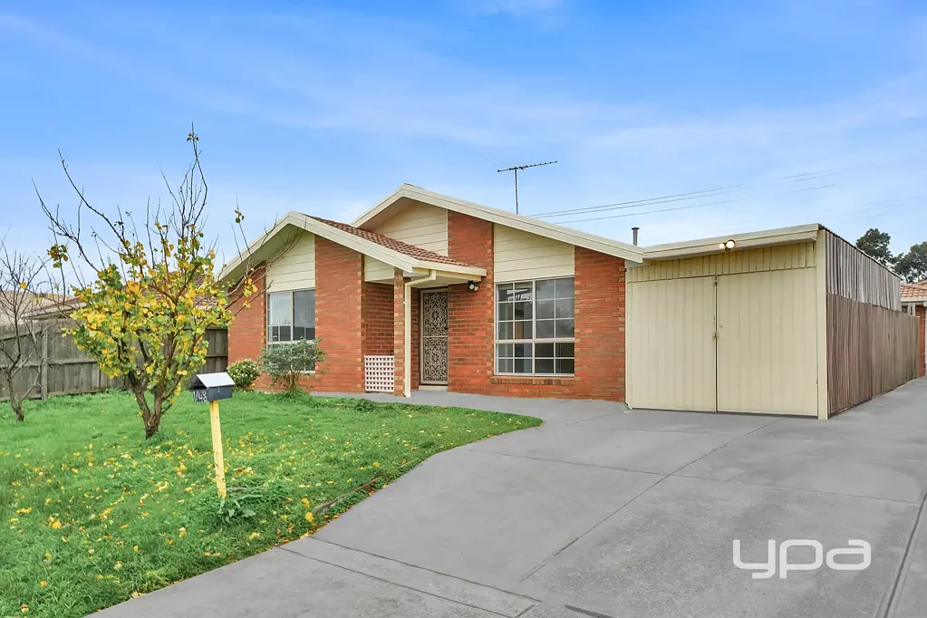Meadow Heights 3침실 Fully Renovated & Move-In Ready in the Heart of Meadow Heights