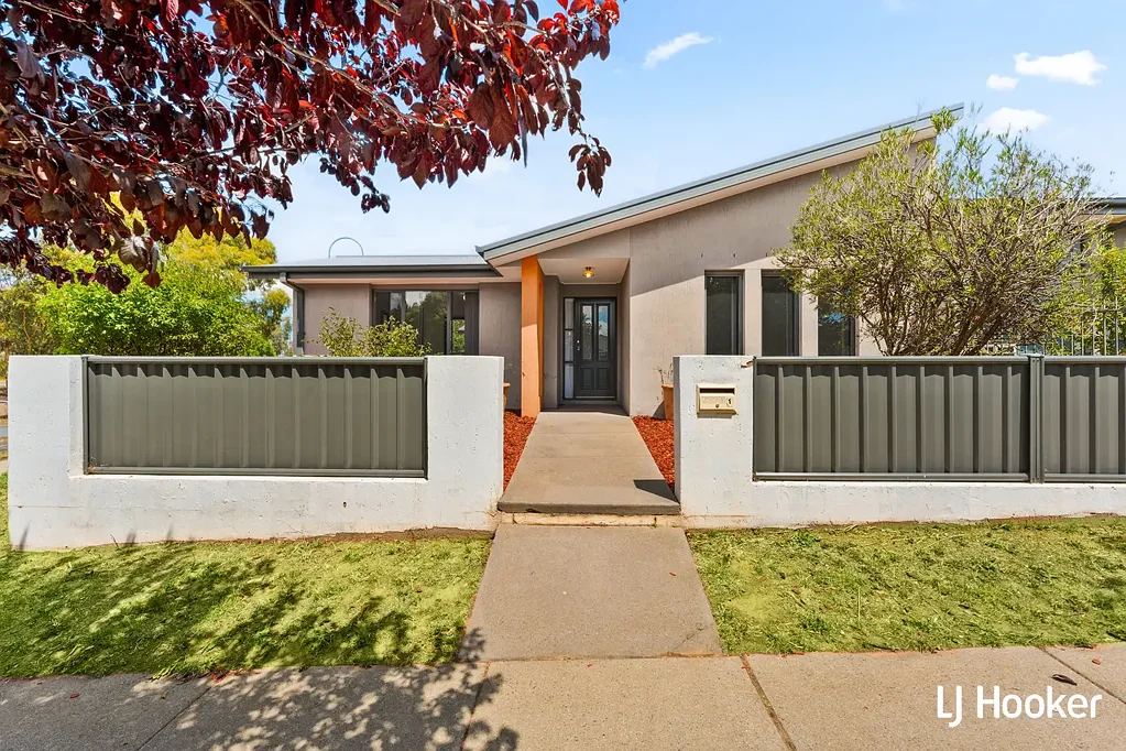 1 Sarre Street, Gungahlin, ACT 2912
