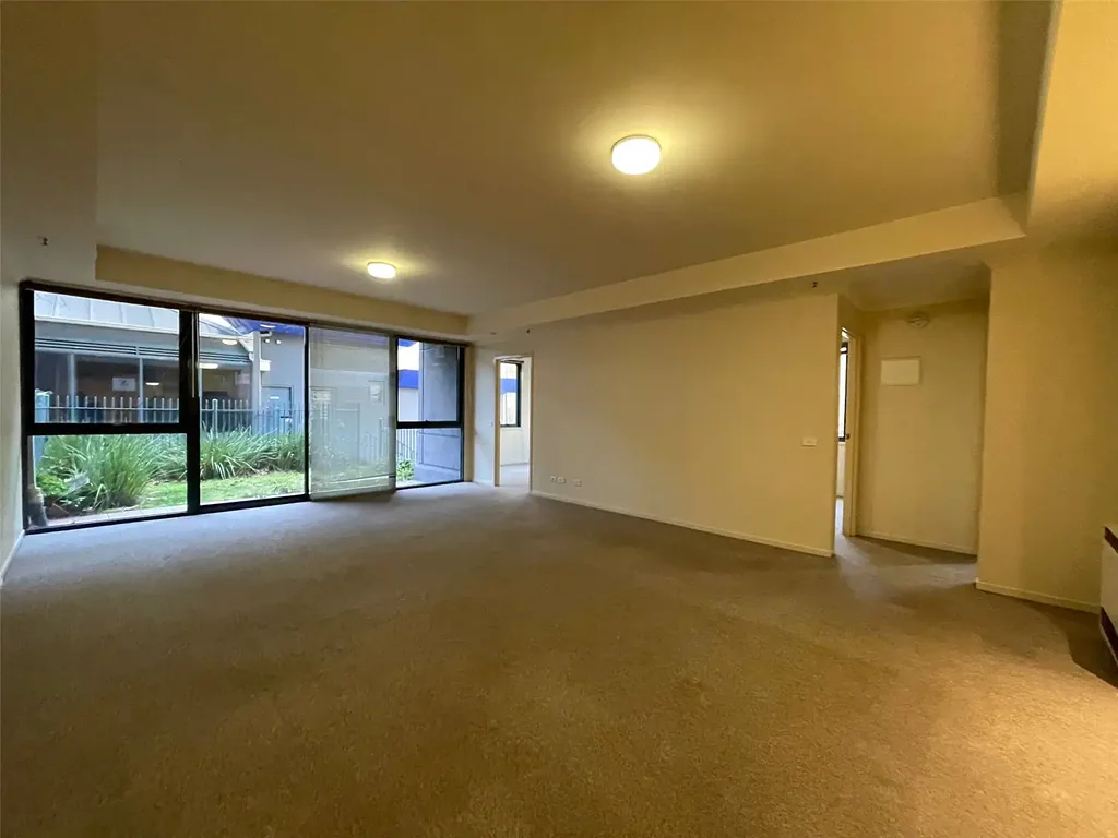 Royal Flagstaff: Fantastic Three Bedroom Apartment!