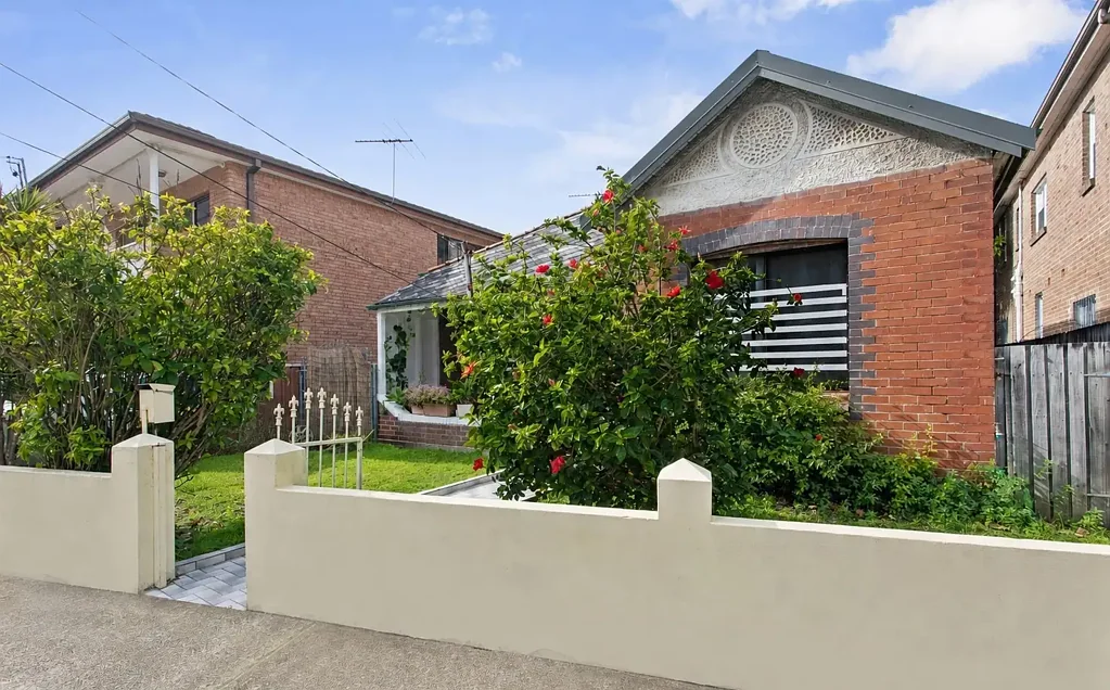 Kingsford 3બેડરૂમ Outstanding Potential in the heart of Kingsford