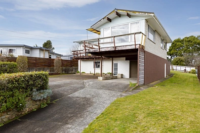 Tauhara 3房  GOOD BONES, DRY & SUNNY, HUGE POTENTIAL