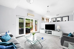 2C Carter Street, Cammeray
