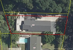669 River Road, Chartwell