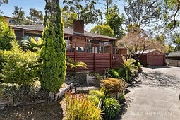 13 Old Warburton Highway, Seville East