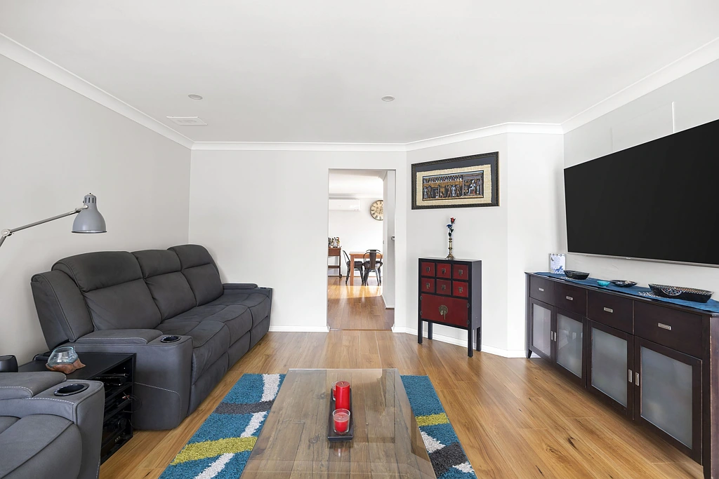 Hillside 3कमरा Spacious 3-Bedroom Family Classic with Exceptional Entertaining and Storage