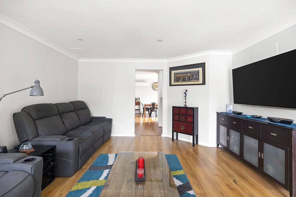 15 Sainsbury Avenue, Hillside, VIC