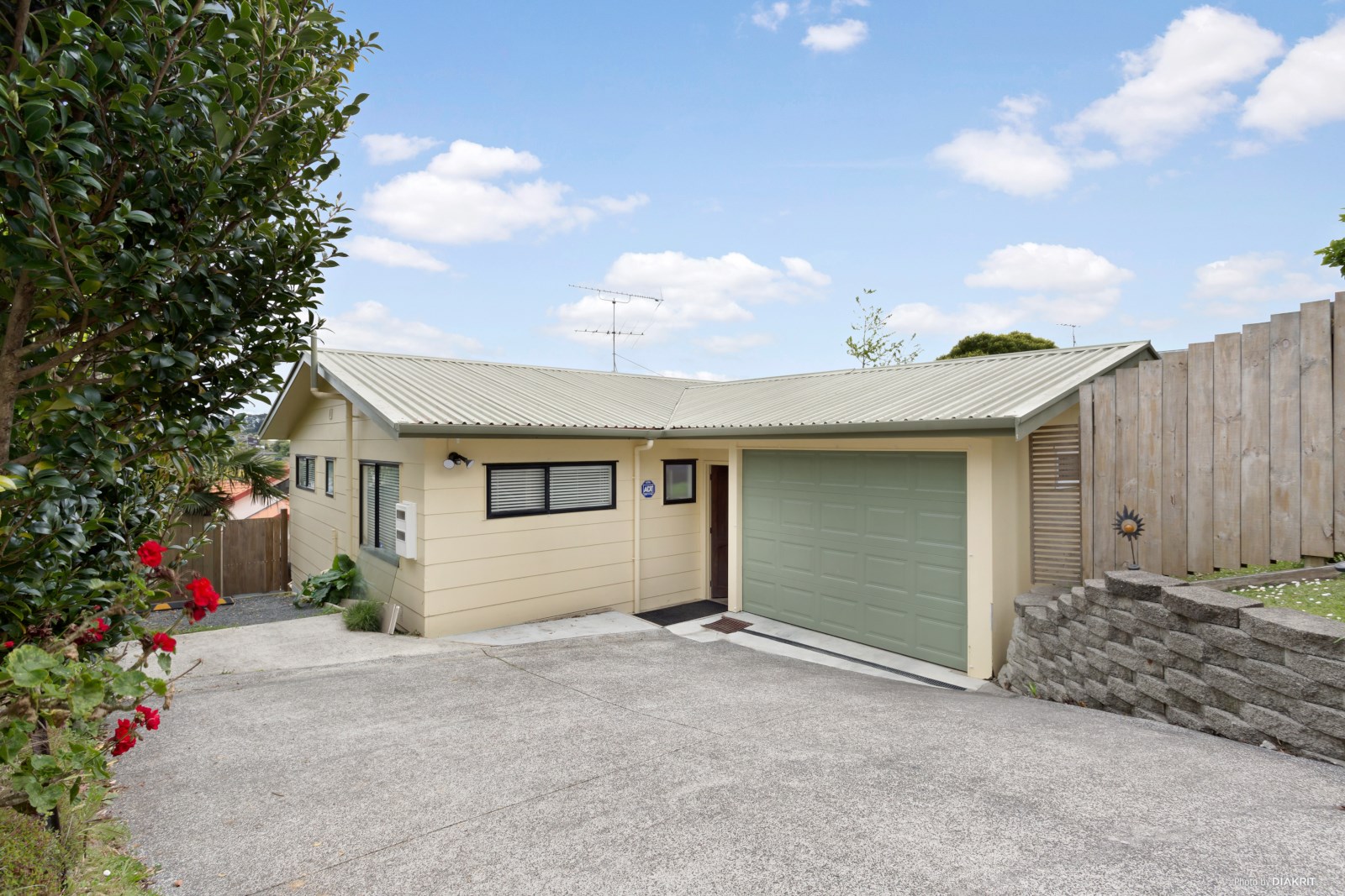 2/32 Sunset Road, Unsworth Heights, Auckland - North Shore, 2 habitaciones, 0 baños