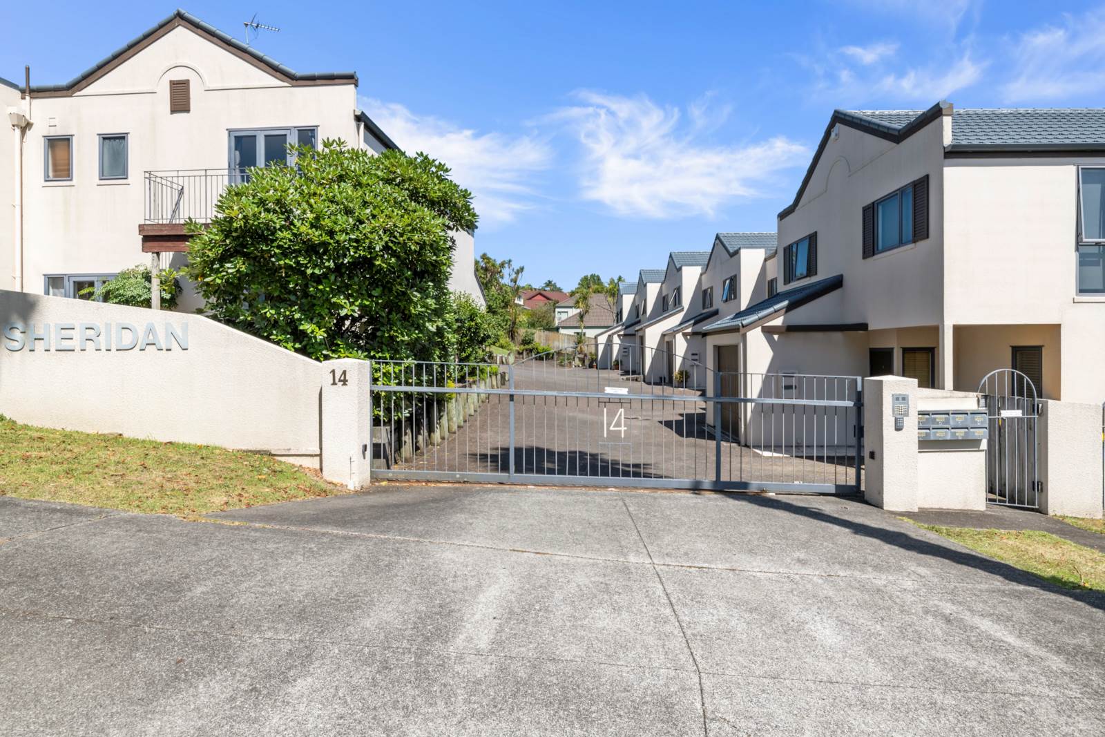 5/14 Ponderosa Drive, Oteha, Auckland - North Shore, 3 phòng ngủ, 0 phòng tắm, Townhouse