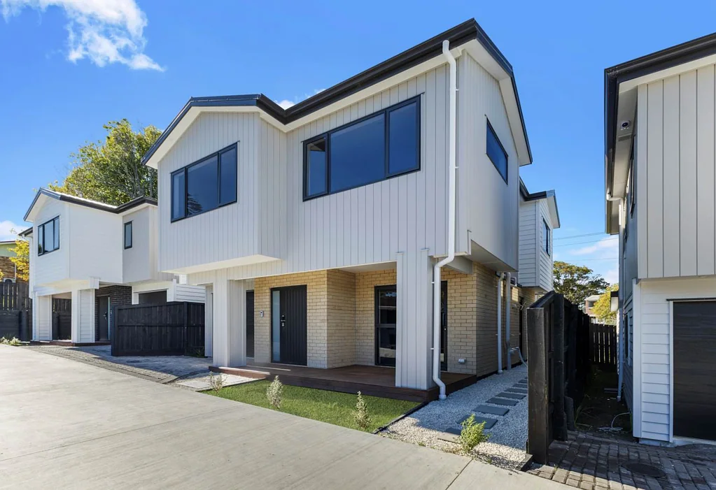 Manurewa 5房  Perfect Family Home with Space and Convenience