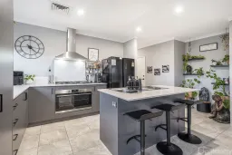 29 Runaway Approach, Golden Bay