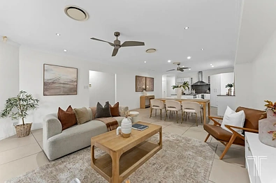 Silid Pahingahan - 61 Williams Street, Wakerley, QLD 4154