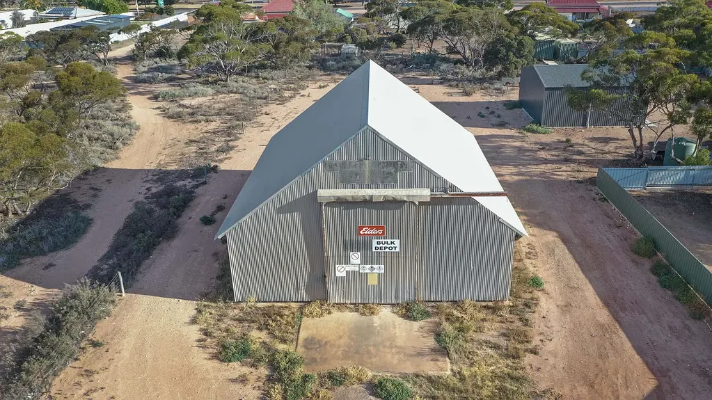 9-11 Nicolson Street, Cowell, SA 5602