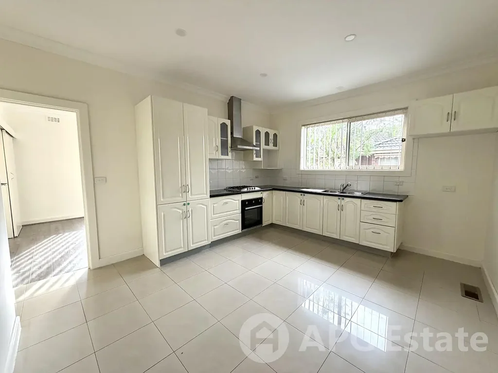 Single-Level Family Home in Highly Convenient Location
