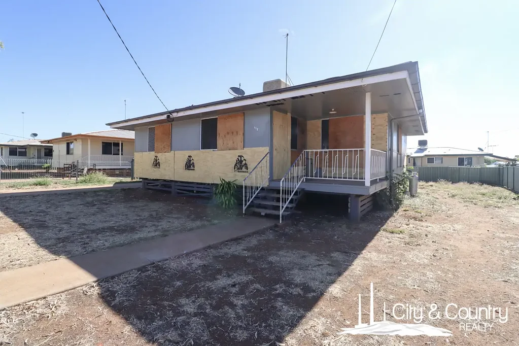 Mount Isa 3ਬੈੱਡਰੂਮ Renovator’s Delight – Three Bedroom Home!
