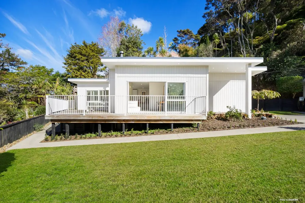 Greenhithe 3Kwarto Fresh Start Awaits – Your Eco Retreat is Ready