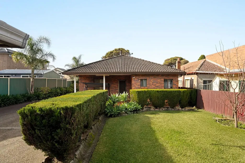 Croydon Park 4Kwarto Endless Potential on a Prime Inner West Parcel