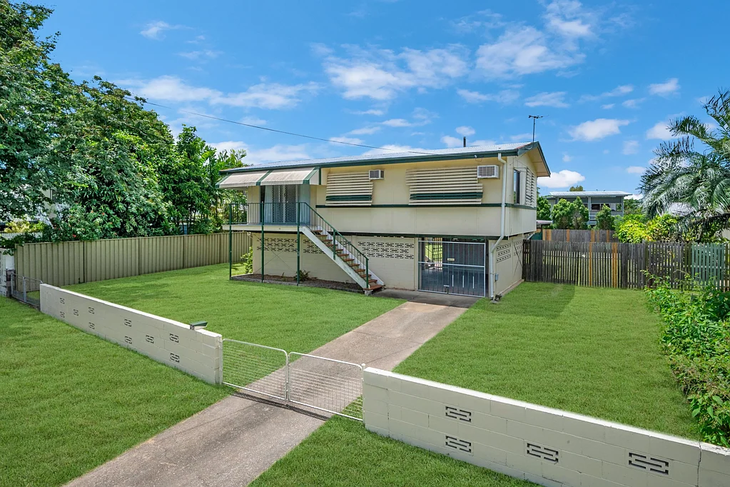 16 Rhodes Street, Heatley, QLD 4814