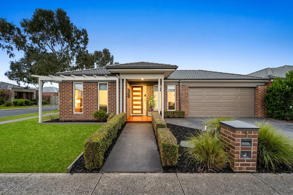 Officer 3 Bedroom QUALITY FAMILY HOME AT ITS BEST!