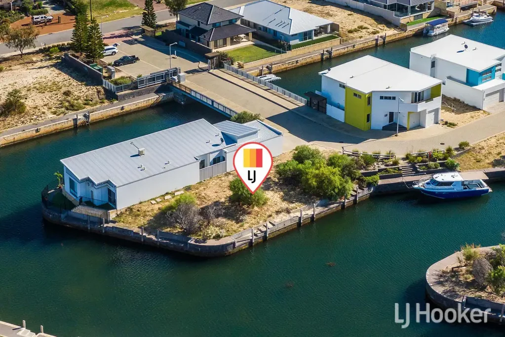 Wannanup  38m Water Frontage Corner Canal Block in gated Estate