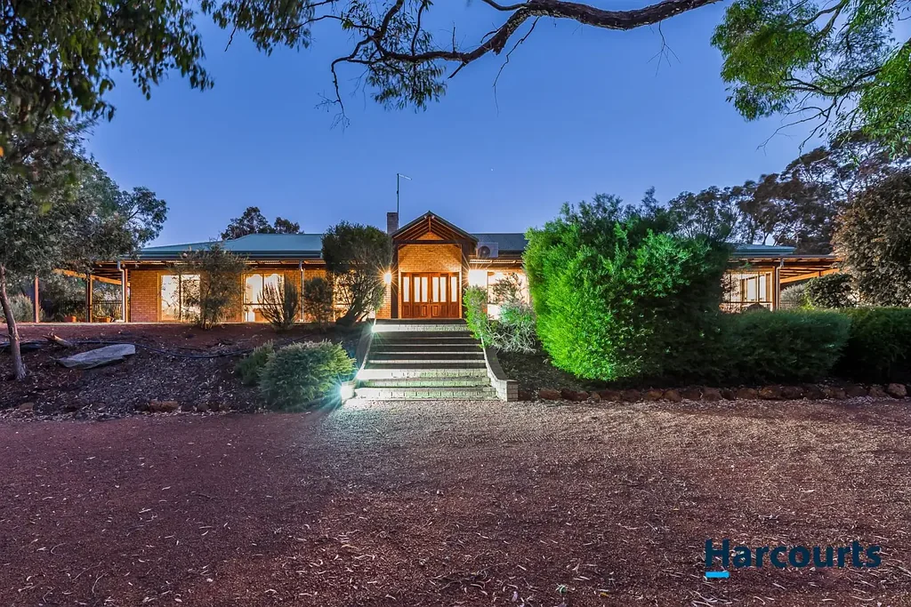 194 Powderbark Road, Lower Chittering, WA 6084