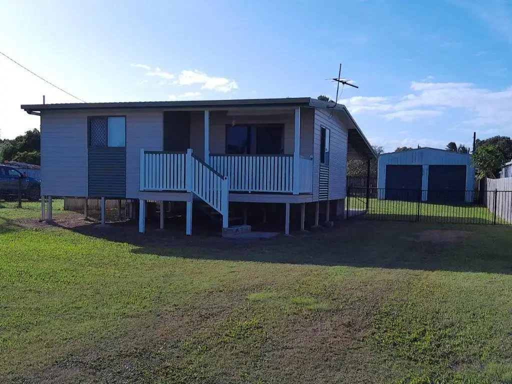 8 Shannon Street, Midge Point, QLD 4799