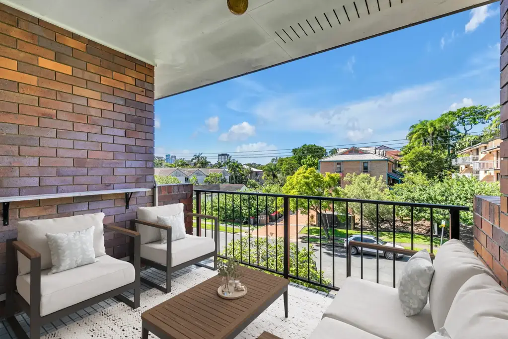 St Lucia 2Moenga Top-Floor Gem in the Heart of St Lucia – Walk to UQ!