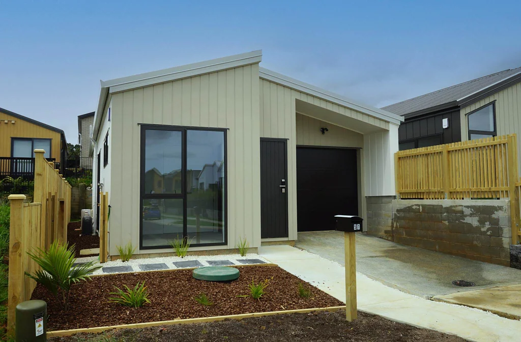 Pukekohe 3ห้องนอน Urgent sale, stand alone home in Pukekohe