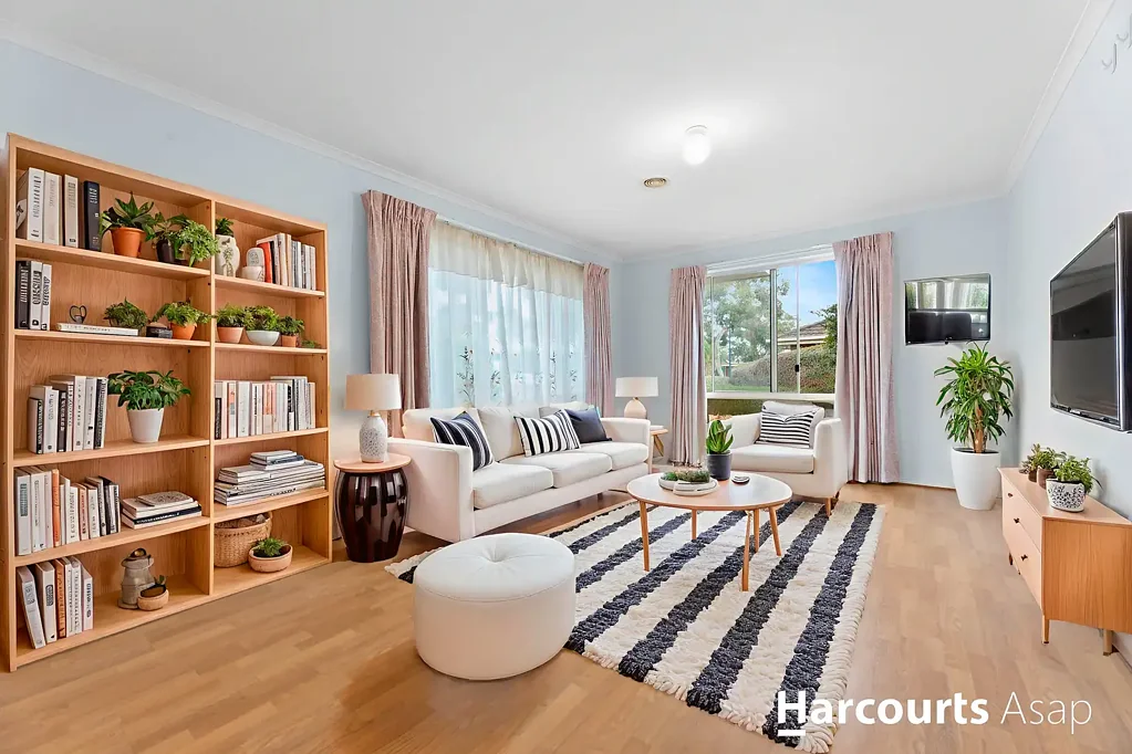 Perfectly Positioned Two-Bedroom Unit in Hampton Park
