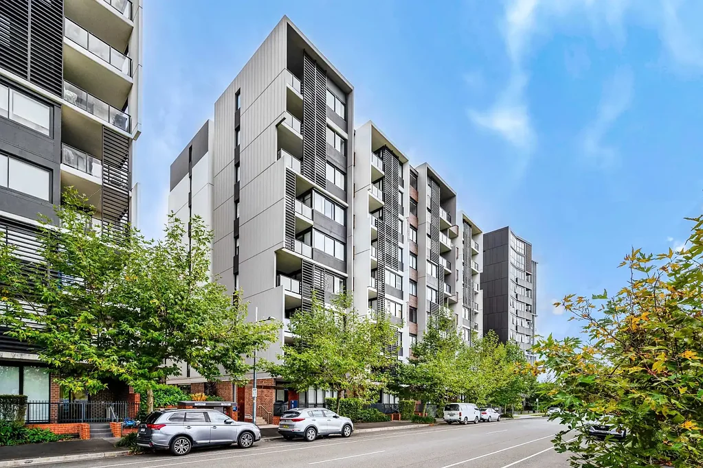 Penrith 2ਬੈੱਡਰੂਮ Thornton - Top Floor with Sweeping Views